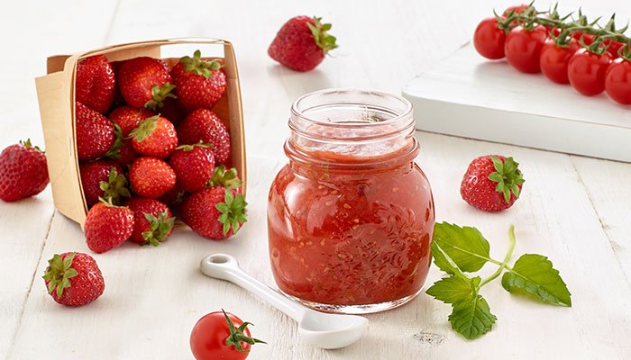 strawberry tomato jam display image