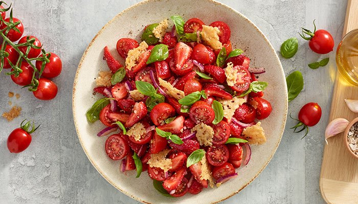 Recipe-Slider_Strawberry-Tomato-Bruschetta-Salad