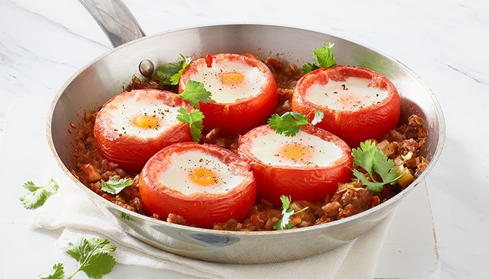 huevos tomatoes display image